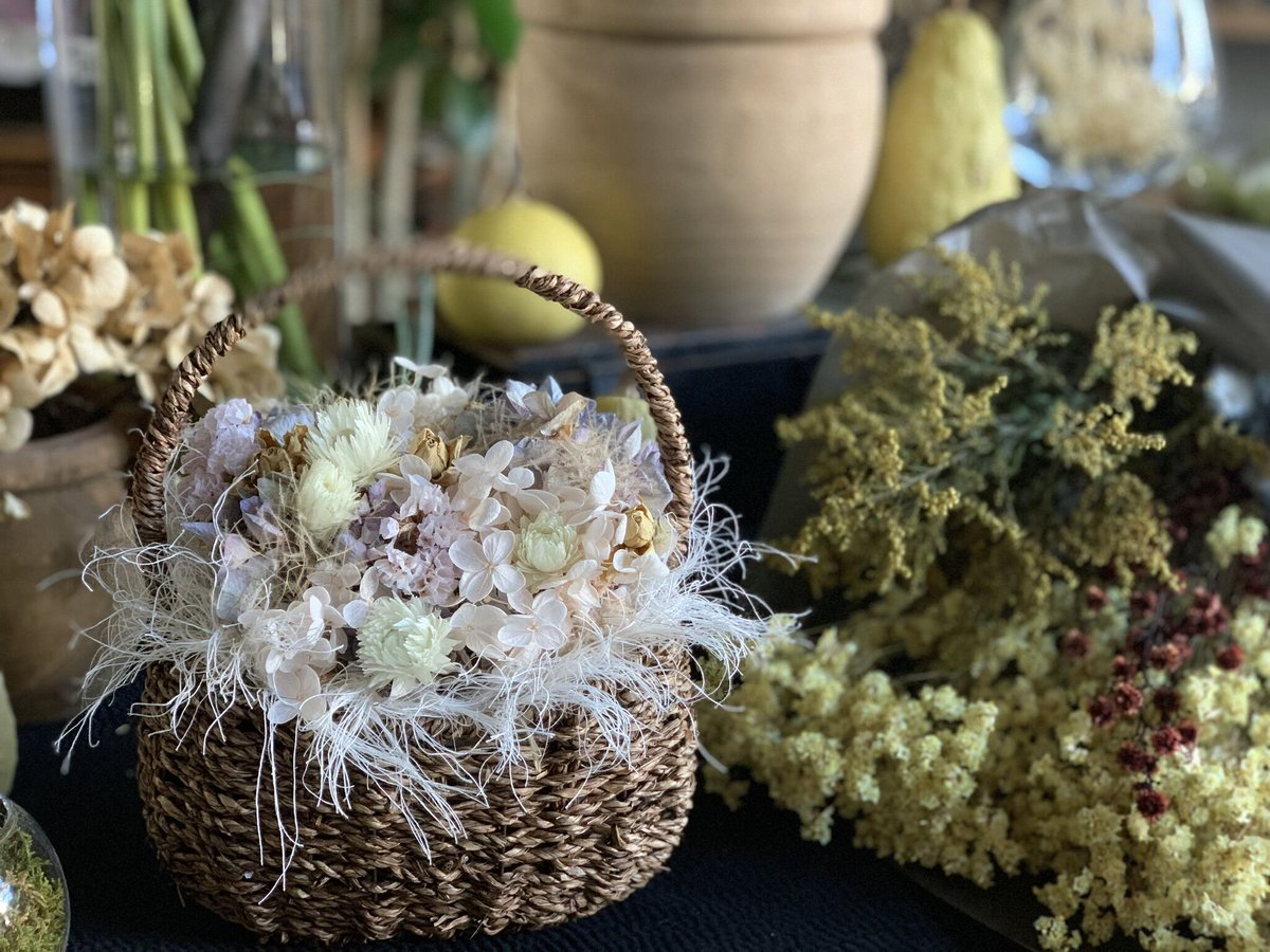 レア四季島ドライフラワーアレンジメント レア四季島ドライフラワーアレンジメント シックな雰囲気の