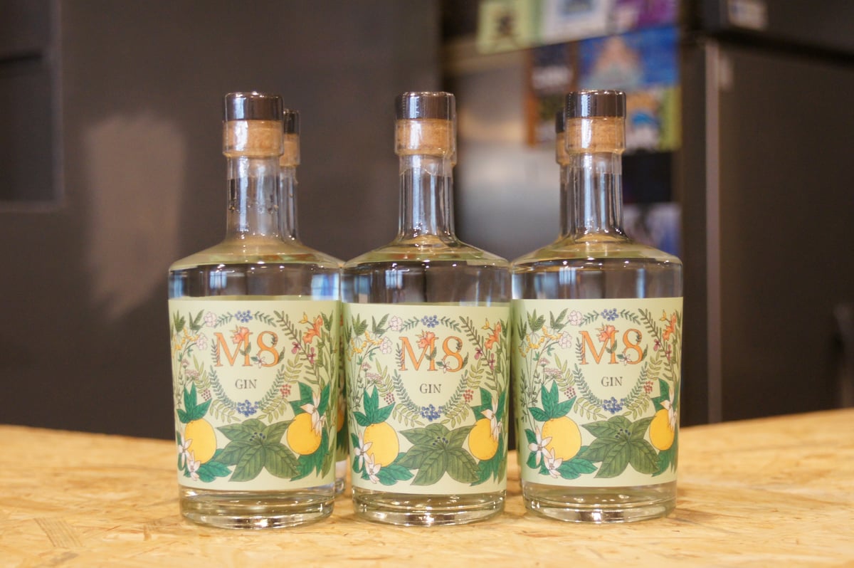 限定5本 M8GIN 2ndBatch(旧ラベル) 500ml瓶 ×1 | BADASS BE