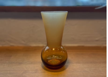 【ブラウンガラスフラワーベース】