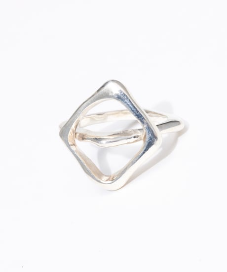 CATEGORY RING | MAISON D'PULSE CATEGORY RING | MAISON D'PULSE