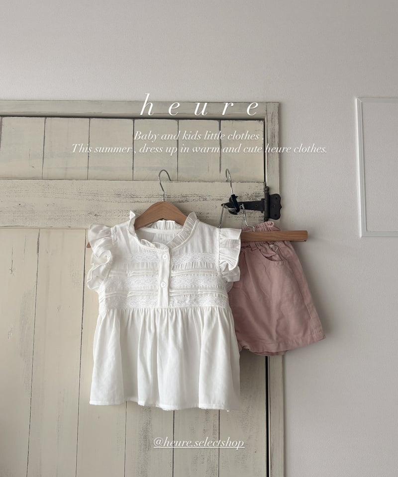 即納】 lace pintuck blouse | heure ( ウール ) 海外子供服セ
