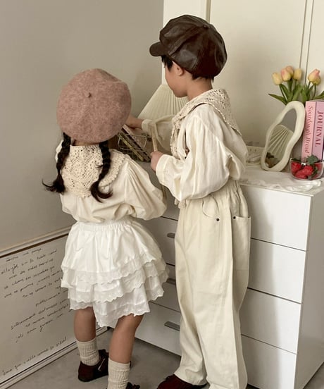 white friill skirt