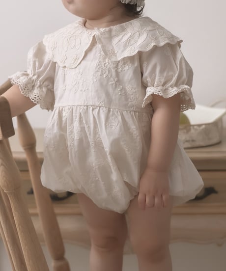 【即納】  blanc flower rompers