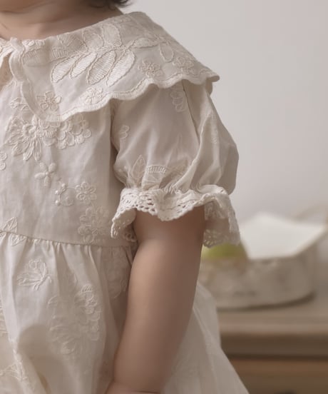 【即納】  blanc flower rompers