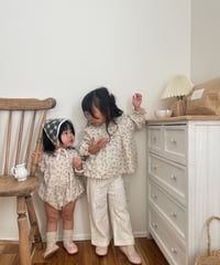 【即納】milky rompers