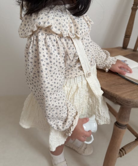 【即納】 dia fril collar tee