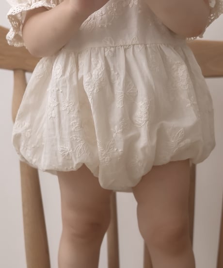 【即納】  blanc flower rompers