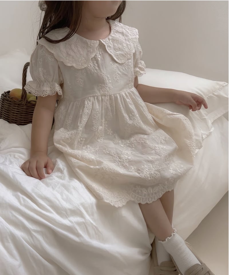 即納】 blanc flower onepiece | heure ( ウール ) 海外子