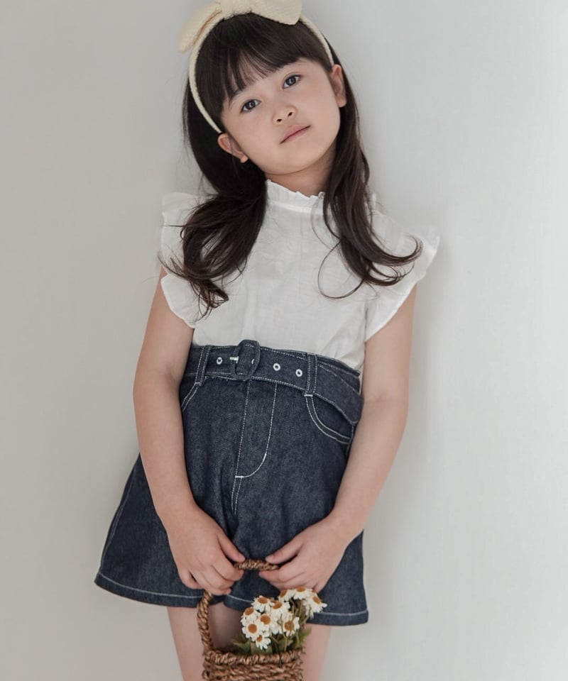 即納】 lace pintuck blouse | heure ( ウール ) 海外子供服セ