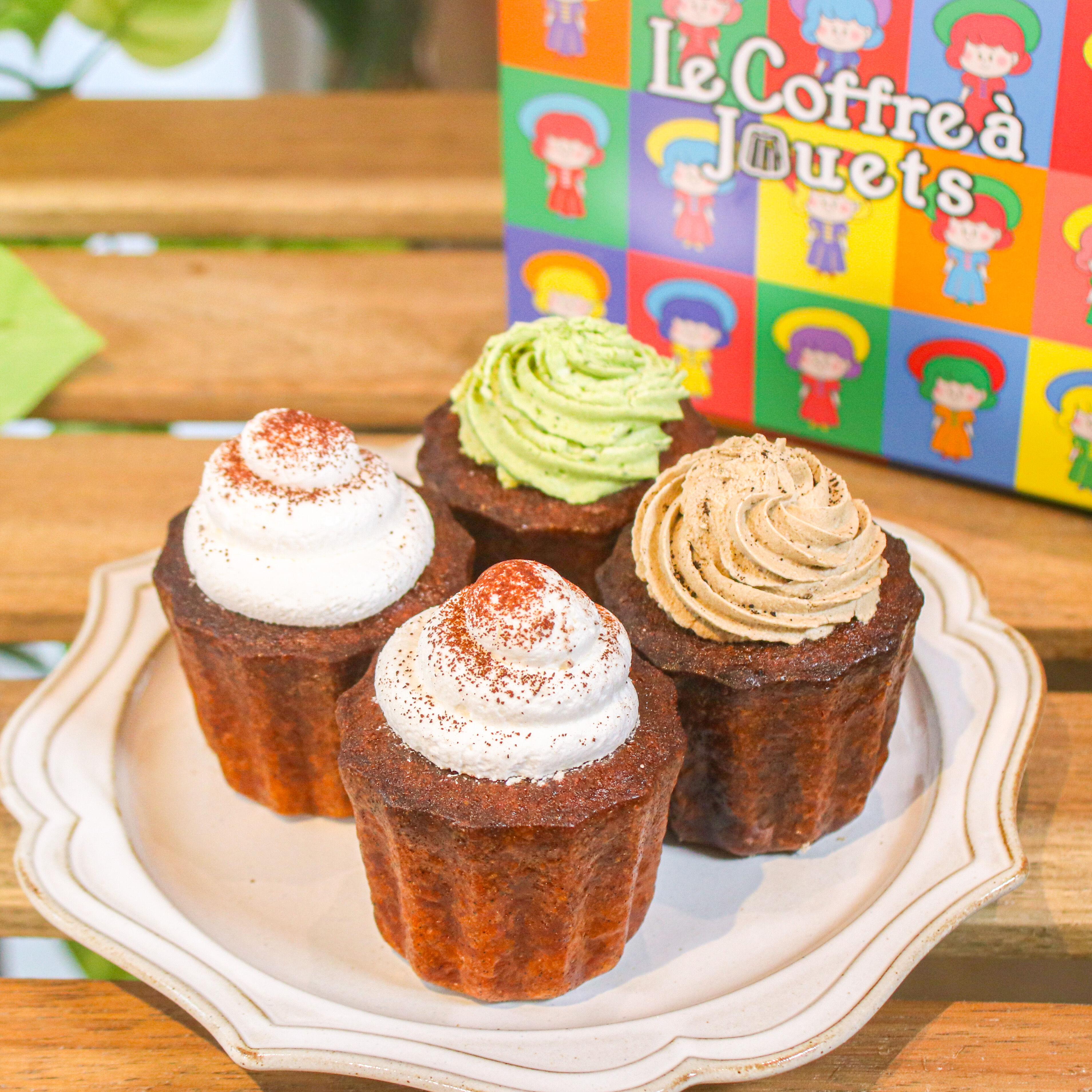 NuleNule ヌレヌレ 6本セット(3種類6本セット) ＆ナデテブドウ1個 生カヌレ3種セット | Le Coffre a Jouets Kanure STORE