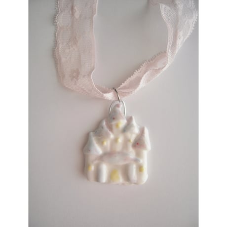 castle motif choker:b
