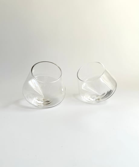 Glass｜Sempli｜斜めのロックグラス｜アメリカ