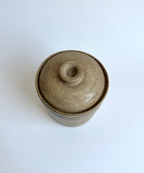 Canister｜陶器製のキャニスター