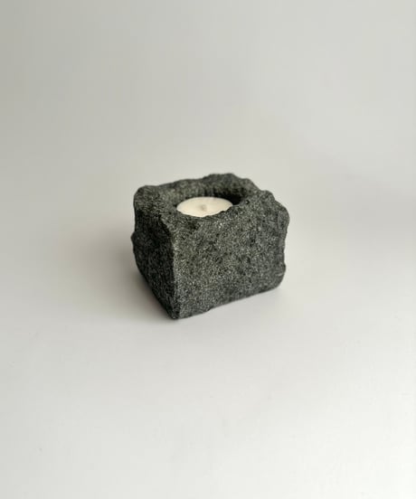 Candle holder