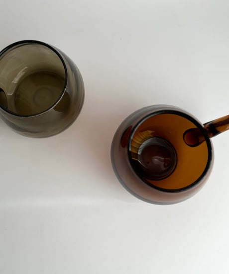 Mug｜ガラスのマグカップ｜アンバー｜オリーブグリーン