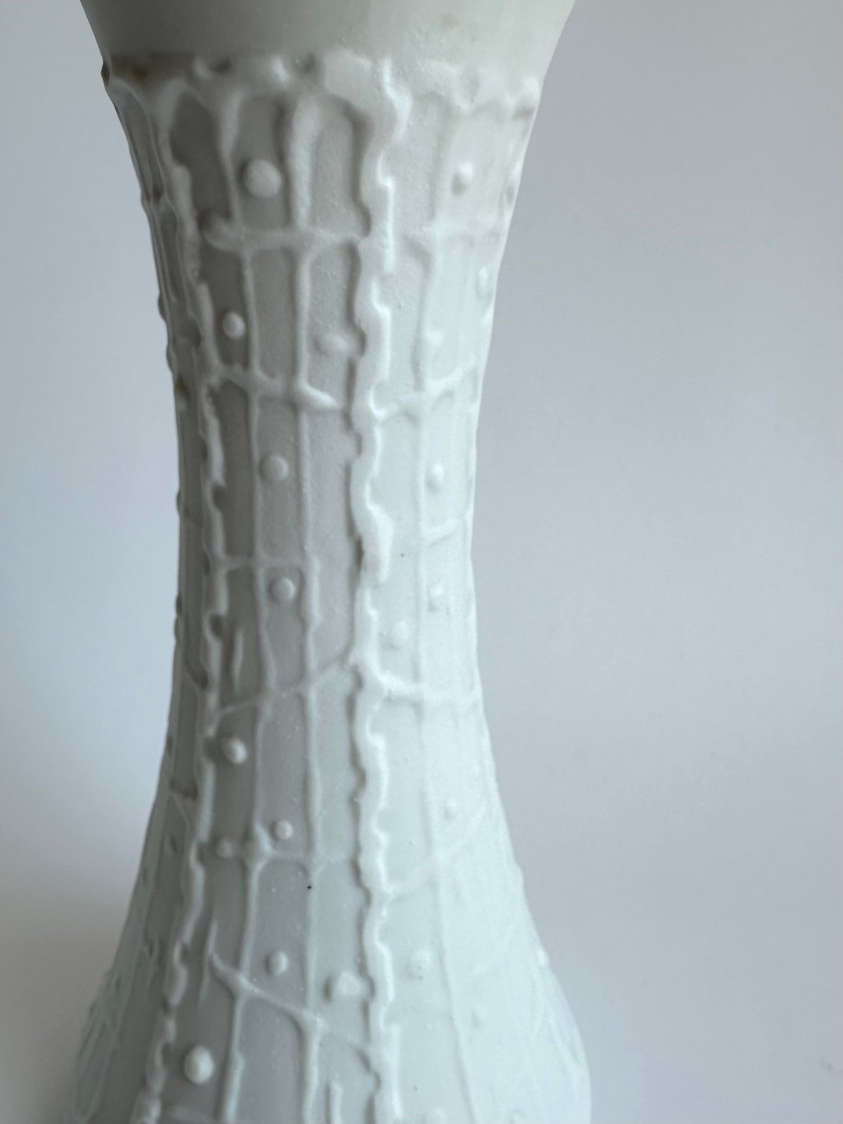 KPM 花瓶 Vase｜Royal KPM｜白い花瓶｜マット｜ドイツ | roi home｜北欧