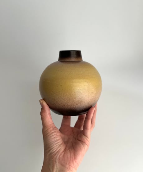 Vase｜Nittsjo｜ニトア｜丸い花瓶｜球体｜スウェーデン