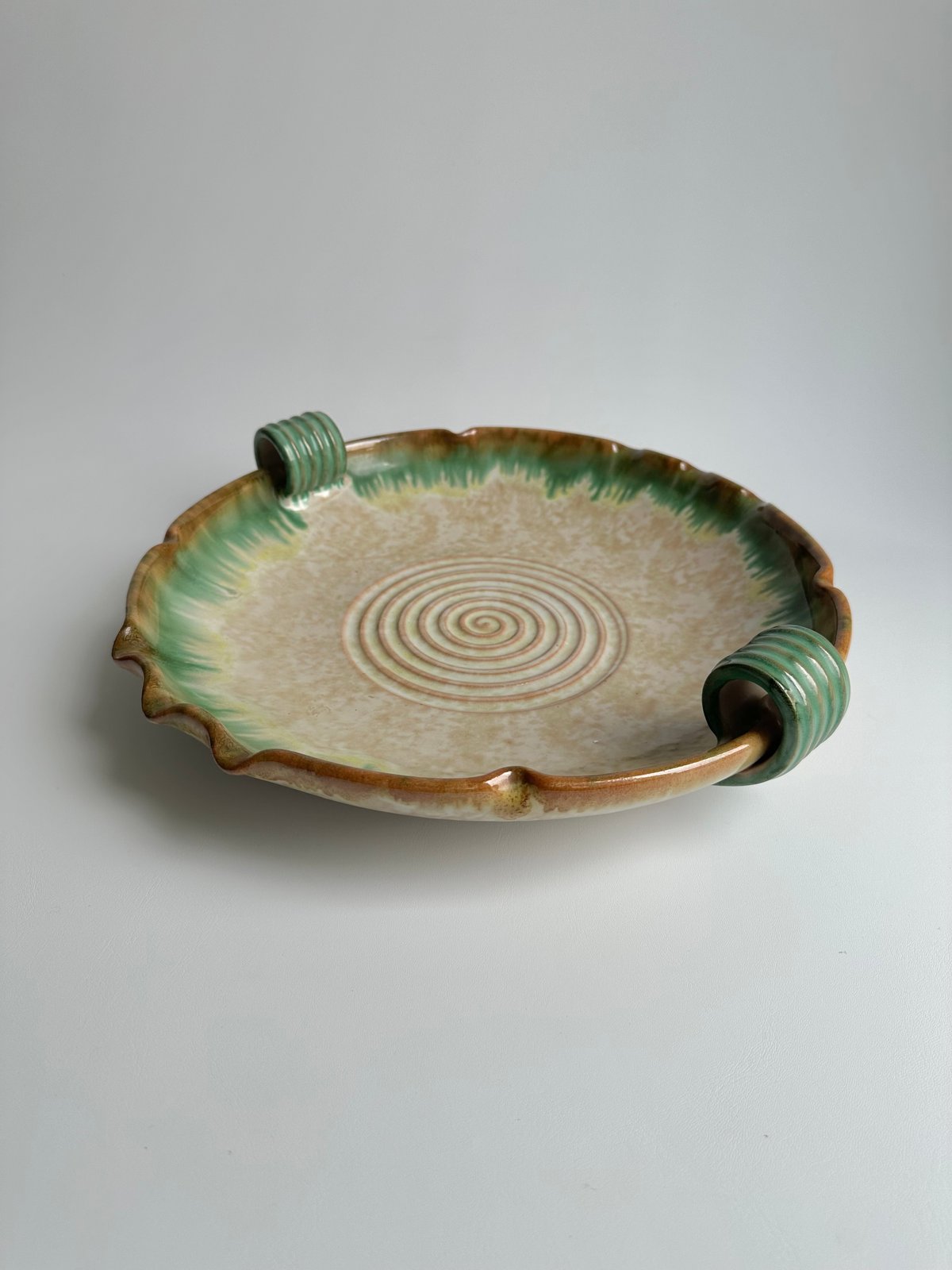 Toreboda 大皿 陶器製のトレイ 北欧ヴィンテージ Tray｜Toreboda｜大皿｜陶器製のトレイ｜北欧ヴィンテージ | roi home