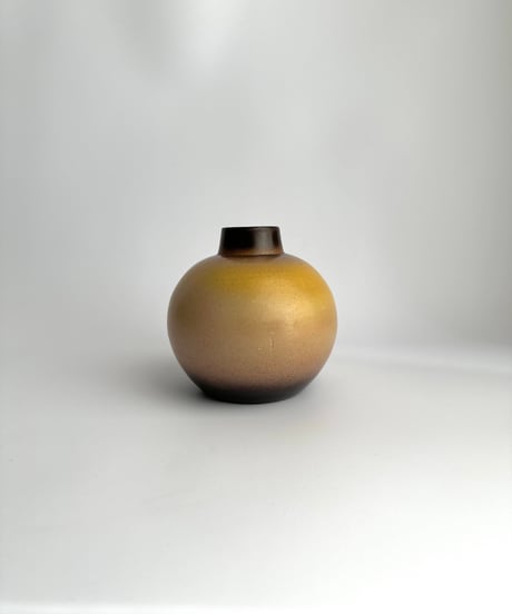 Vase｜Nittsjo｜ニトア｜丸い花瓶｜球体｜スウェーデン