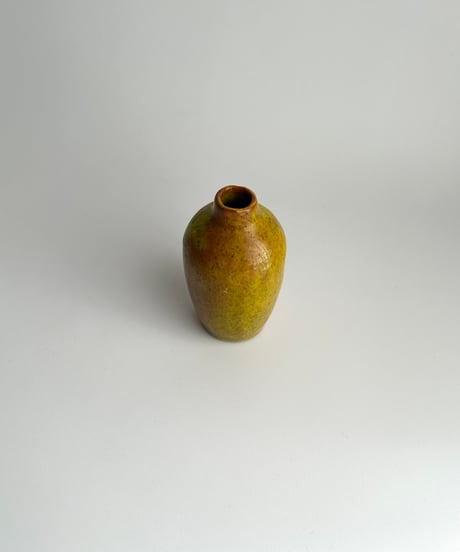 Vase｜陶器｜小さな花瓶｜一輪挿し