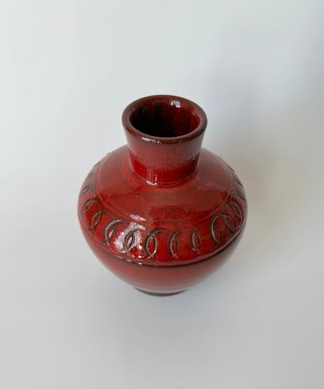 Vase｜NILA Keramik｜赤い花瓶｜スウェーデン