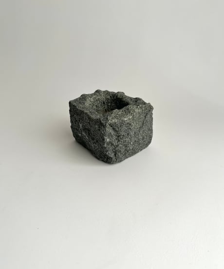 Candle holder