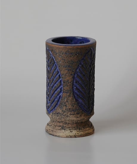 Vase｜LAHOLM｜ラホルム｜陶器の花瓶｜リーフ｜スウェーデン
