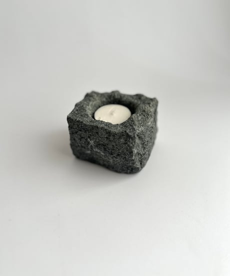 Candle holder