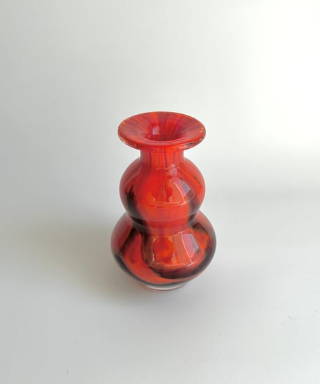 Vase｜チェコスロバキア｜赤い花瓶｜Carnival｜ガラスベース