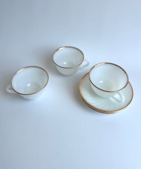 Cup &Saucer｜Fireking｜ファイヤーキング｜スワールゴールド｜アメリカ