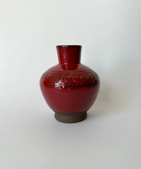 Vase｜NILA Keramik｜赤い花瓶｜スウェーデン