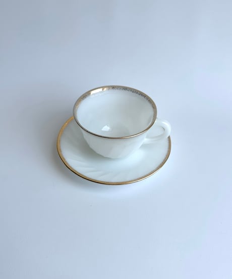 Cup &Saucer｜Fireking｜ファイヤーキング｜スワールゴールド｜アメリカ