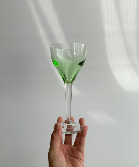 Glass｜グリーンのワイングラス｜北欧ヴィンテージ