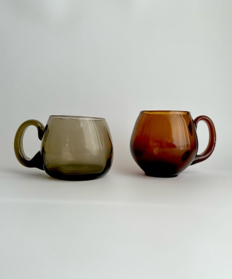 Mug｜ガラスのマグカップ｜アンバー｜オリーブグリーン