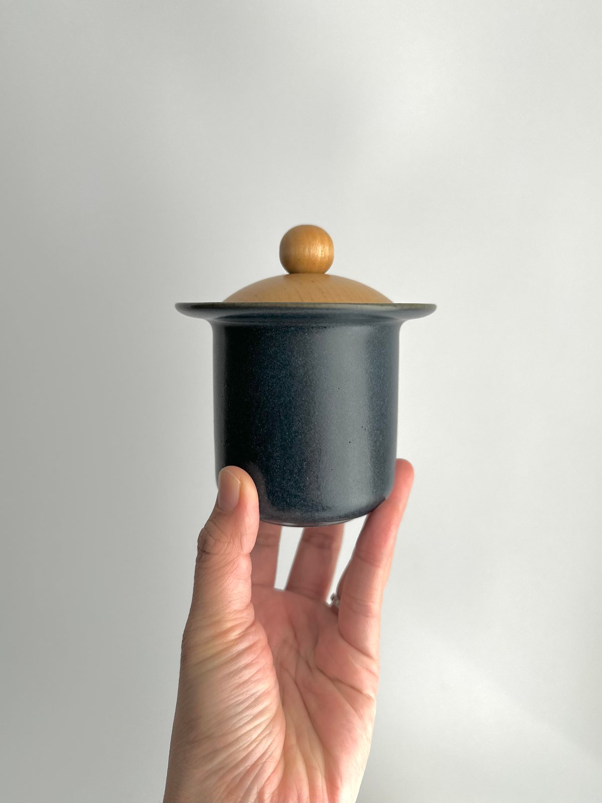 Canister｜Höganäs Keramik｜ホガナス｜キャニスター｜蓋付き瓶