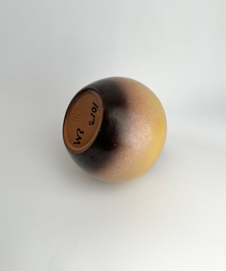 Vase｜Nittsjo｜ニトア｜丸い花瓶｜球体｜スウェーデン