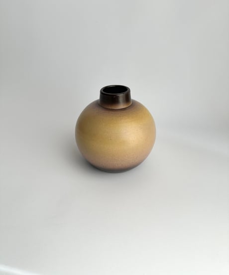 Vase｜Nittsjo｜ニトア｜丸い花瓶｜球体｜スウェーデン