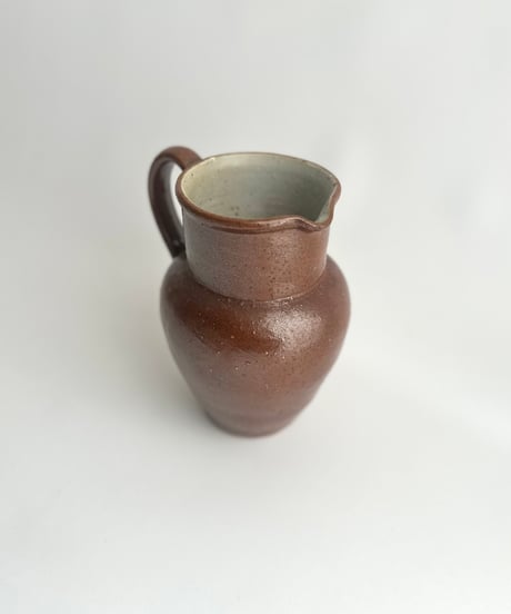 Jug ジャグ｜水差し｜茶色の花瓶｜北欧