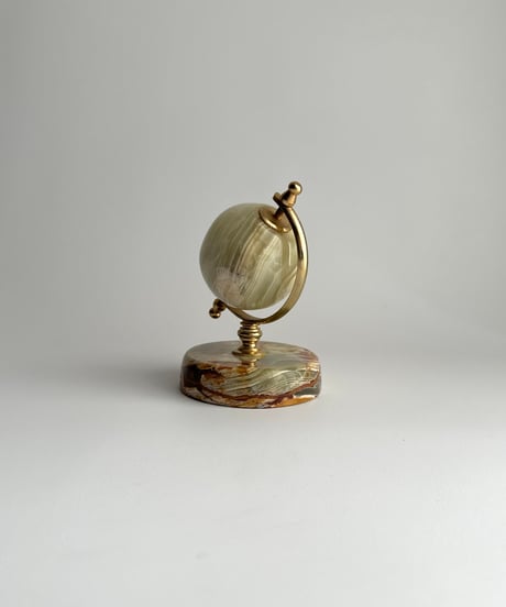 Globe