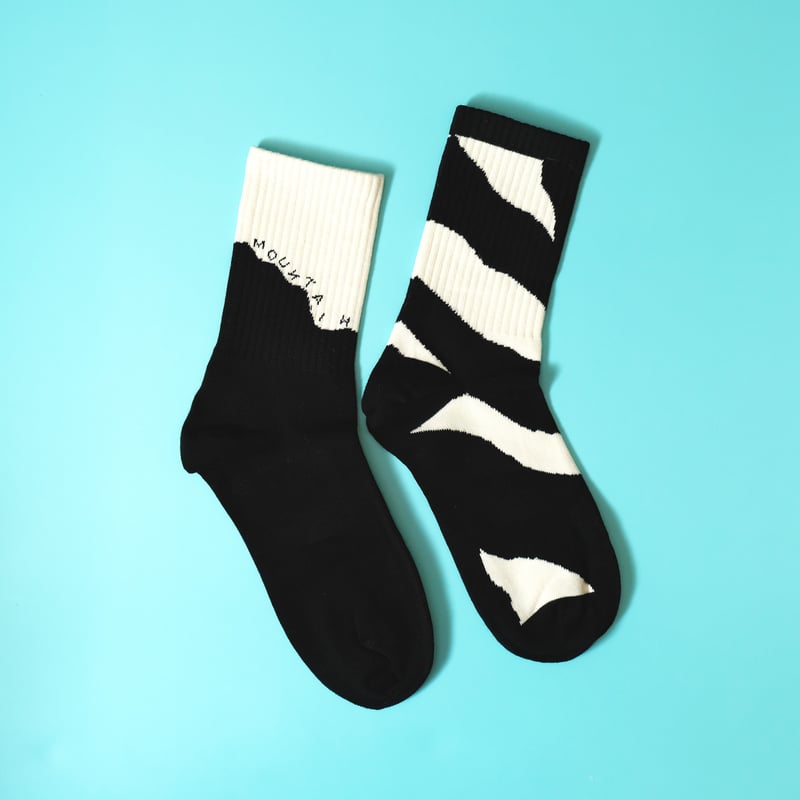 アシメ モノクロソックス 黒 | mamecocloset