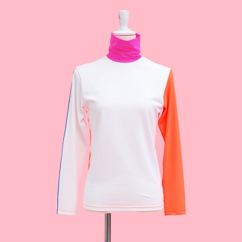 ステッチアクセント タートルネックロングT（ピンク