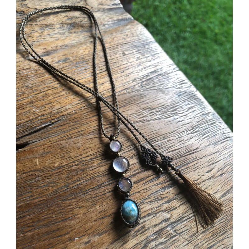 天然石マクラメ編みペンダント：ラリマー&ムーンストーン | 8macrame8  