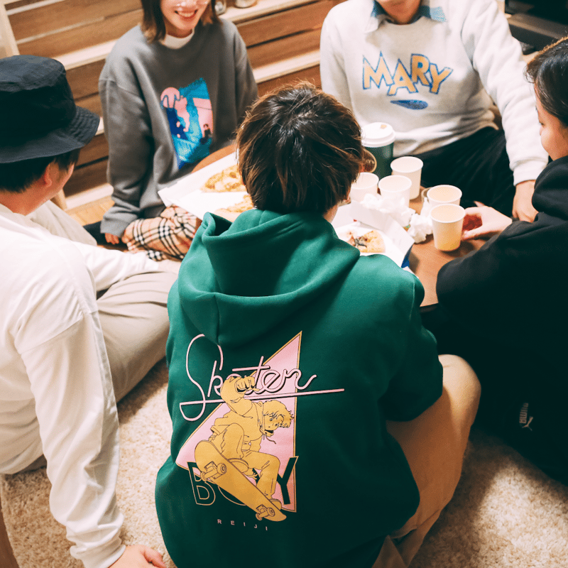 トレーナー 〈MARY logo〉 -Blue- | 旧 マリマリマリー 公式グッズサイト