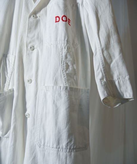 1960's British Military - White cotton drill work coat, 1967.