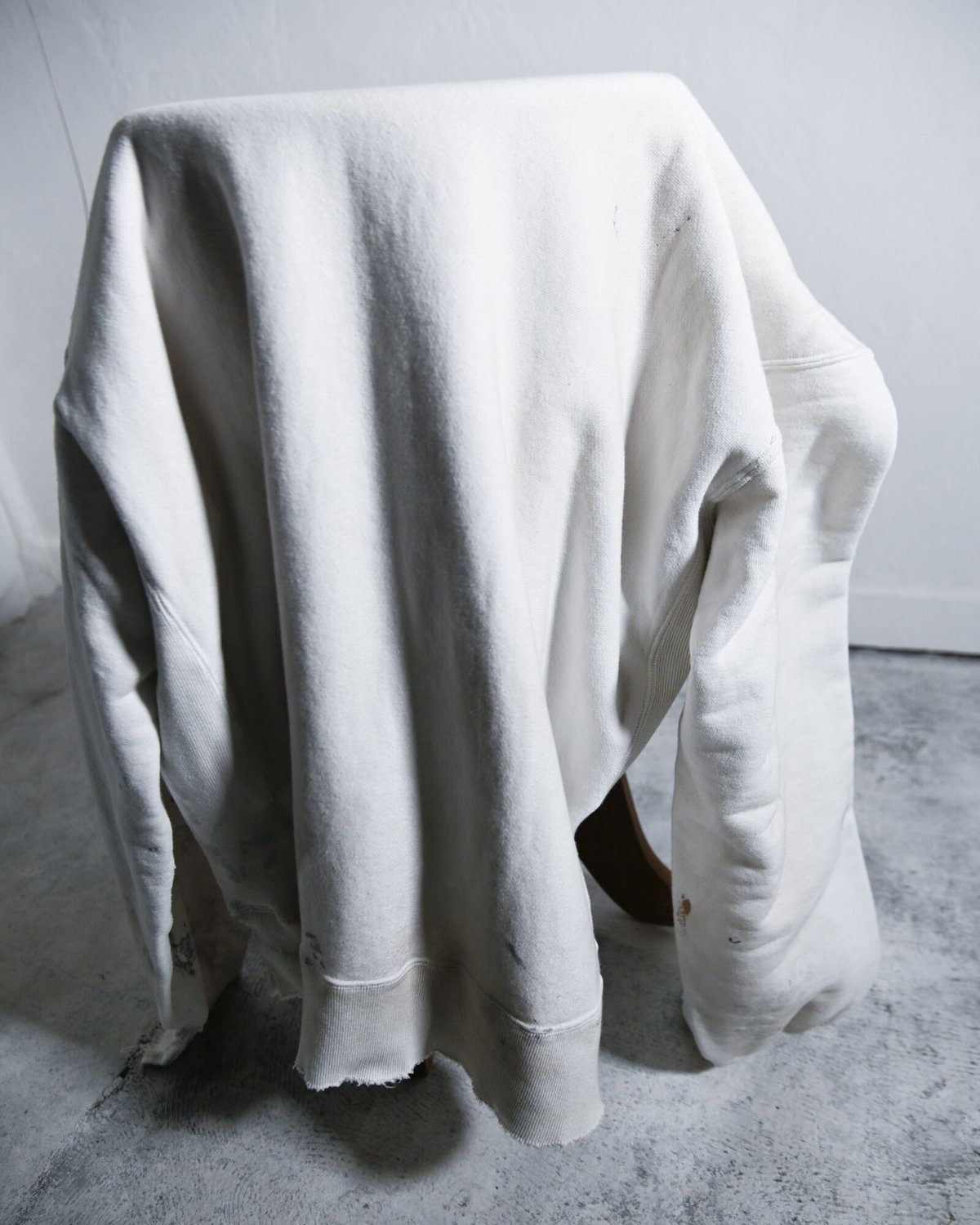 ANCELLM - HAND PAINTING SWEAT SHIRT, WHITE. | C...