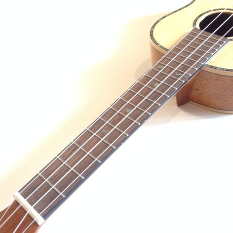 DCT　DUC-450　スプルース単板　コンサートウクレレ