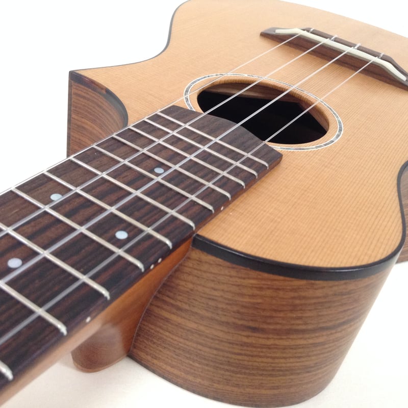 【オール単板】スプルース材とローズウッド材のコンサートウクレレ【UK専門店】 オール単板】スプルース材とローズウッド材のコンサートウクレレ【UK
