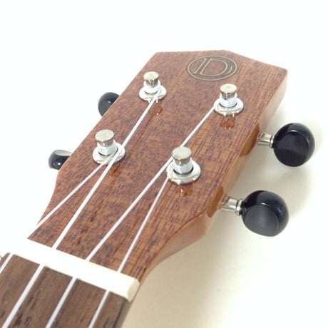 DCT(ディーシーティー)　DUC-300M　コンサートウクレレ　マホガニー