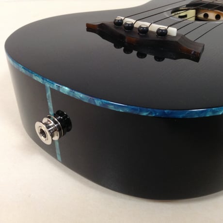 【ワケアリ】Flight　FU-NH-CON　コンサートウクレレ　ソフトケース付き　スプルース　ブラック　Flight Royal series / Nighthawk