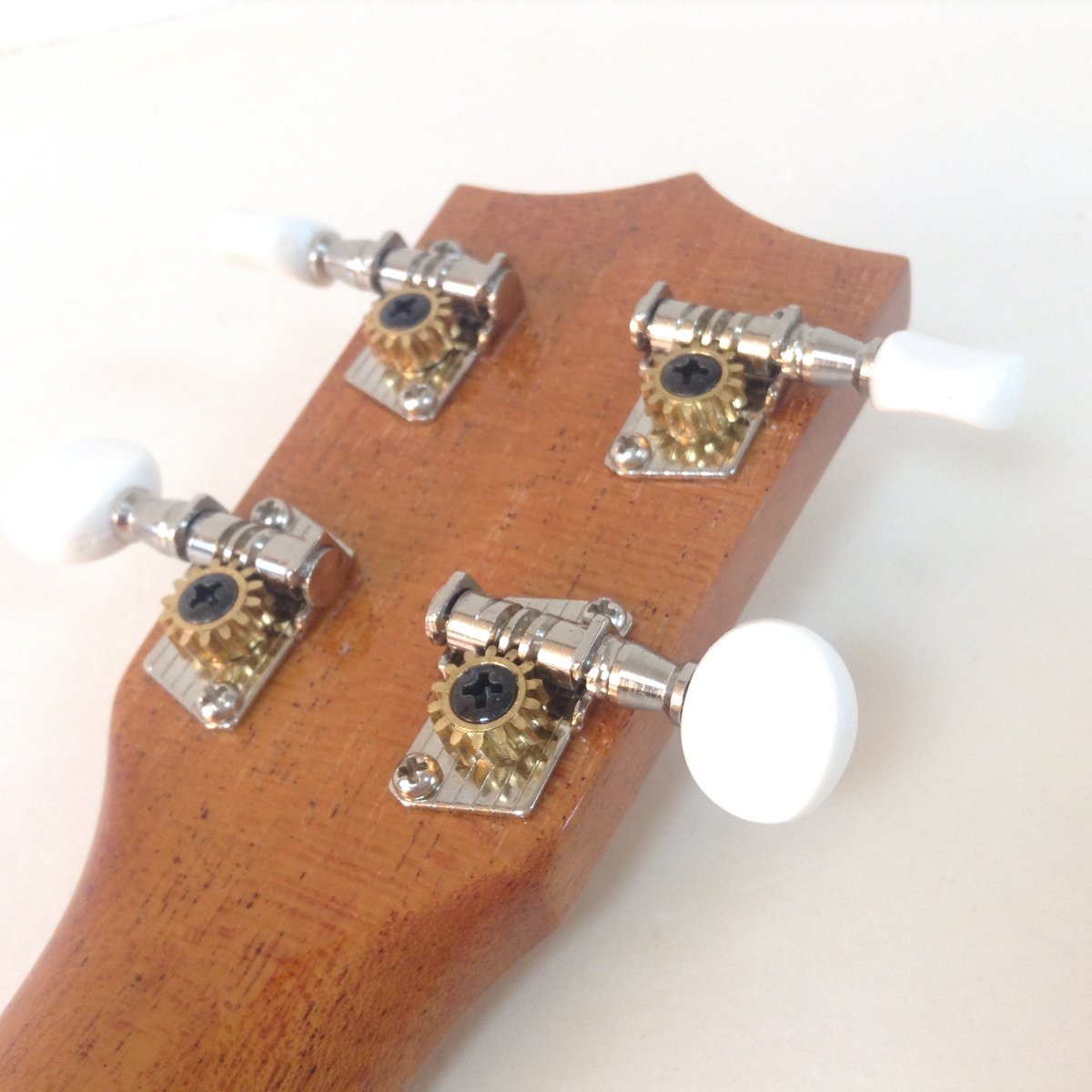 Famous(フェイマス) FS-11G ソプラノウクレレ チェリー材 日本製